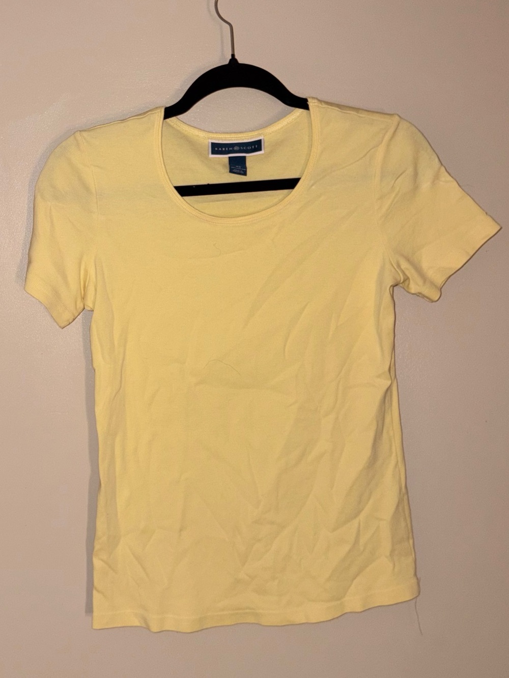 Banana Republic Pale Yellow Crewneck Short Sleeve Tee